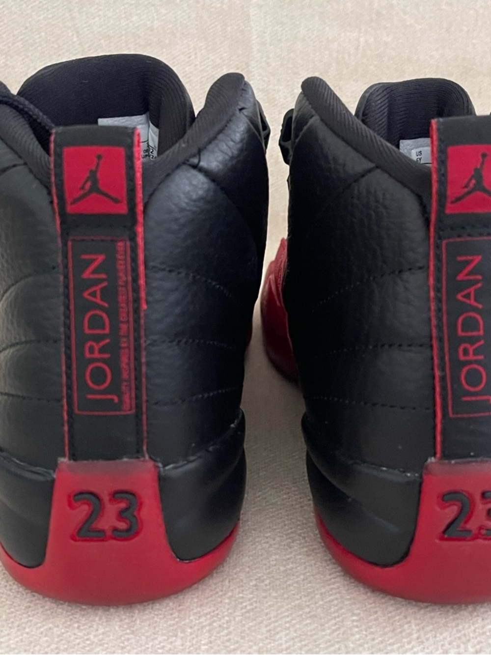 Size 6Y / 7.5w - Nike Air Jordan 12 Retro GS Flu Game 2025 Black Red 153265-002 - Picture 6 of 9